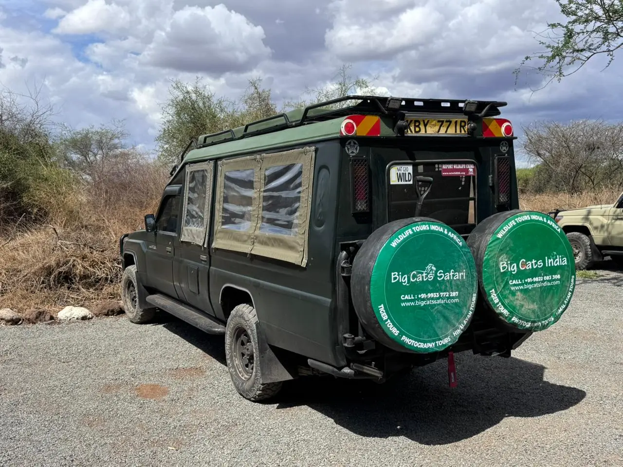 Pop Up Roof Land Cruiser