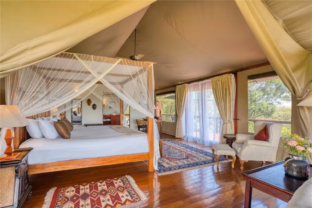 Olare Mara Kempinski Masai Mara Honeymoon Suite Side